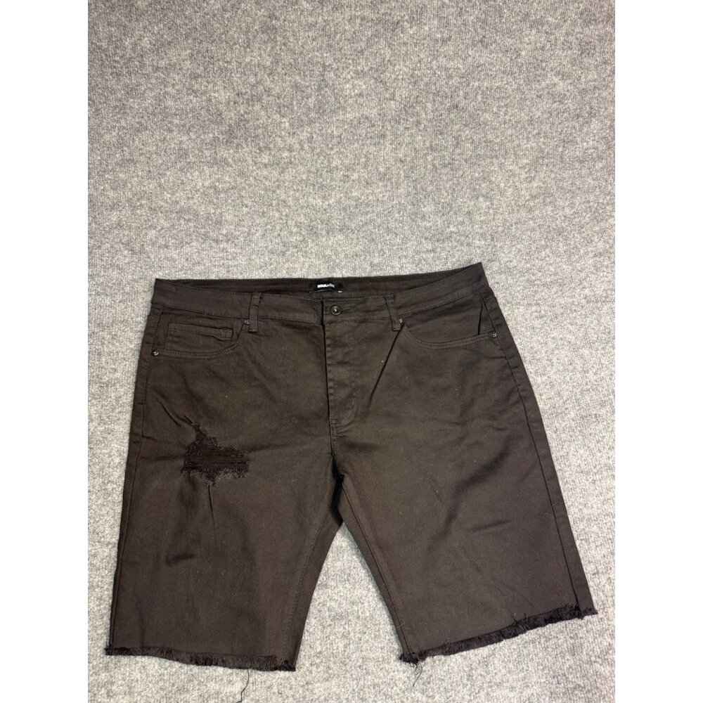 Nova Shorts Men size 40 Black Ripped Distressed Denim Shorts Cotton/Spandex